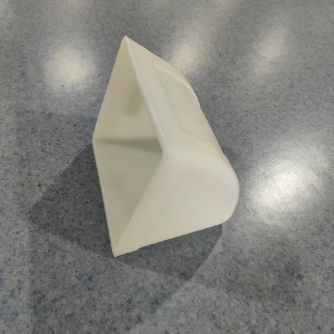 ‌Durable HDPE Elevator Bucket – High-Performance Material for Reliable Conveying D6X5