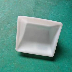 Versatile HDPE/Nylon 164X139X124 DS1613 Elevator Bucket
