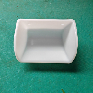 Smart Material Handling HDPE elevator bucket for bulk material handling 186X142X126 CC7X5