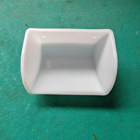 Smart Material Handling HDPE elevator bucket for bulk material handling 186X142X126 CC7X5