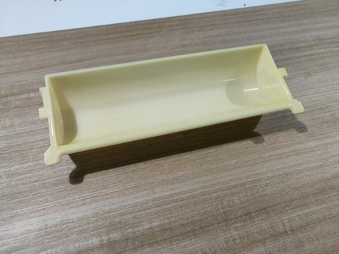 ‌‌Nylon Elevator Bucket – Durable Farm Tool for Grain Handling DL4013N