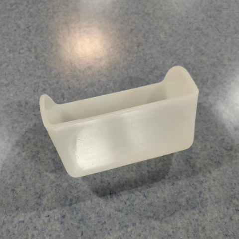 HDPE Elevator Bucket: Reliable Bulk Material Transport Solution 186X114X102 CC7X4