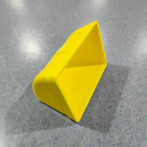 Food-Grade, High-Performance, Non-Stick PU Elevator Buckets for Conveying 216X148X134 D8X5