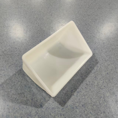 Jingwei Custom Pre-Drilled Food-Grade HDPE Elevator Buckets for Grain Processing & Handling Equipment 266X170X154 D10X6
